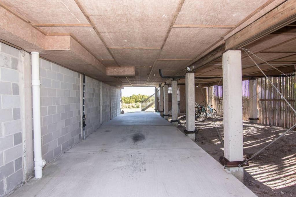 Pelican Point Unobstructed Beach Views Beach Access Out Back Door! Harbor Island Extérieur photo