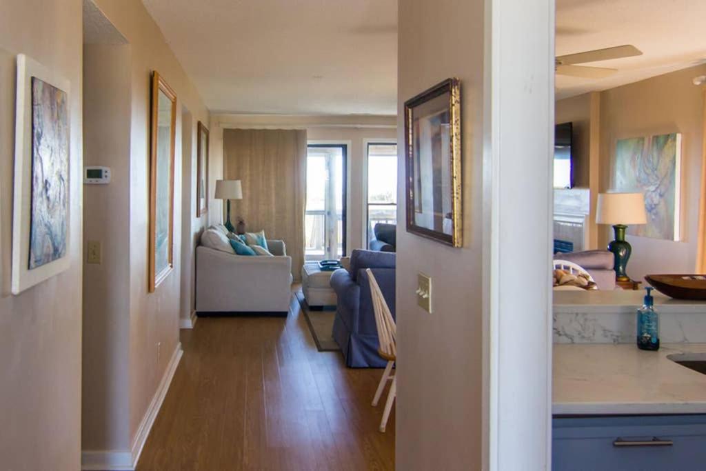 Pelican Point Unobstructed Beach Views Beach Access Out Back Door! Harbor Island Extérieur photo